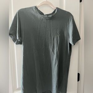 Men’s all saints crew tee size medium